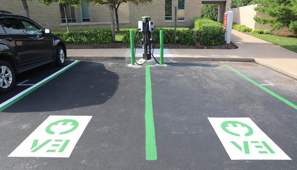 Maryville University Electric Car charging stations